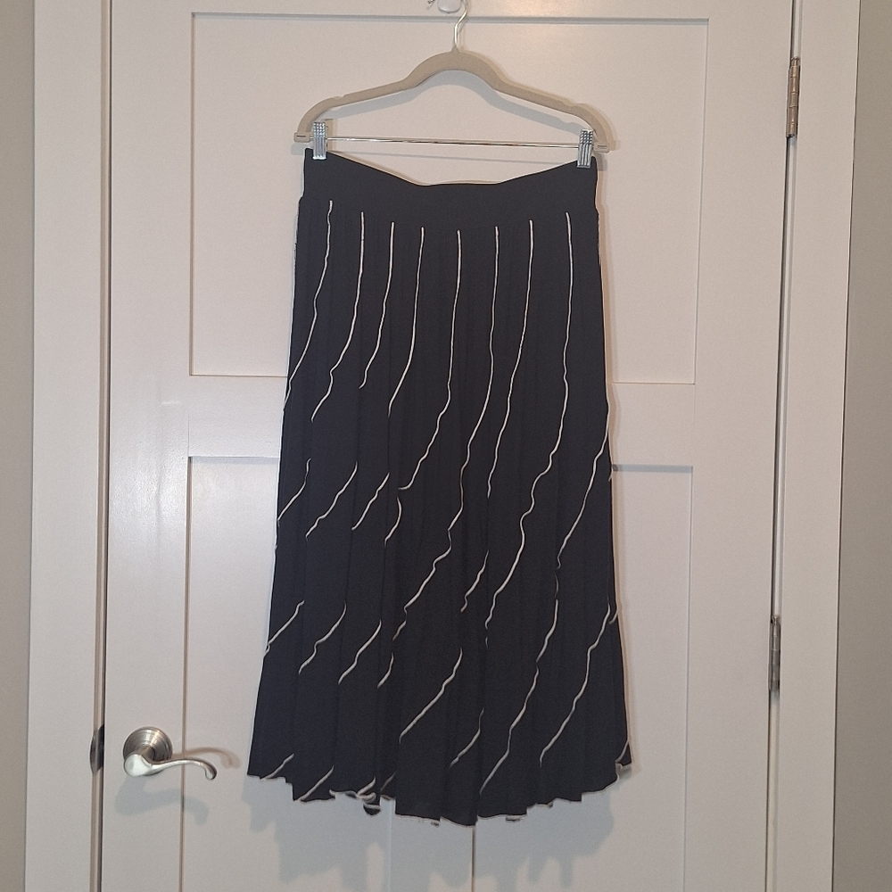 Soft Surroundings Modern Romance Skirt Maxi Long Black White Size Petite Large